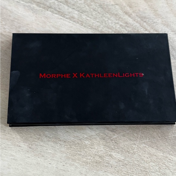 limited edition Morphe x KathleenLights eyeshadow palette - Picture 3 of 3